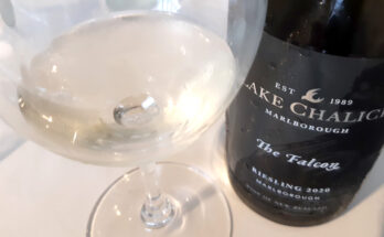 Lake Chalice The Falcon Riesling 2020