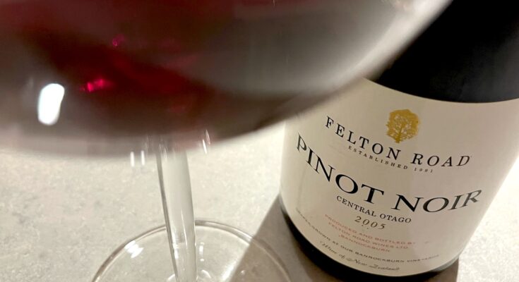 Felton Road Pinot Noir 2005