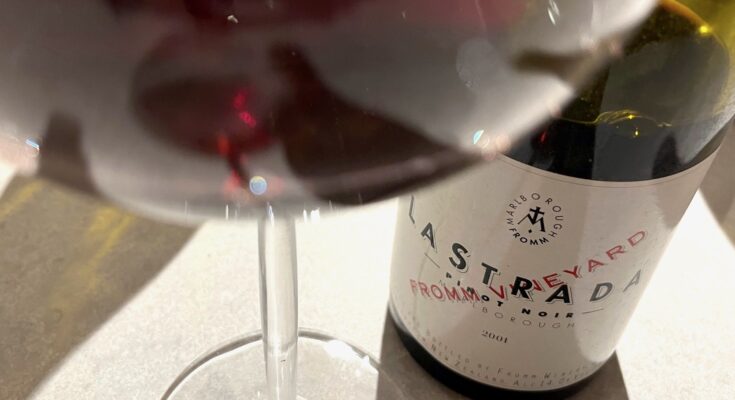 Fromm ‘La Strada’ Pinot Noir 2001