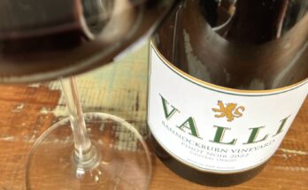 Valli Bannockburn Pinot Noir 2022