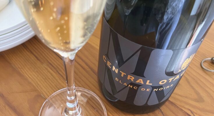 Mumm Central Otago Blanc de Noirs NV