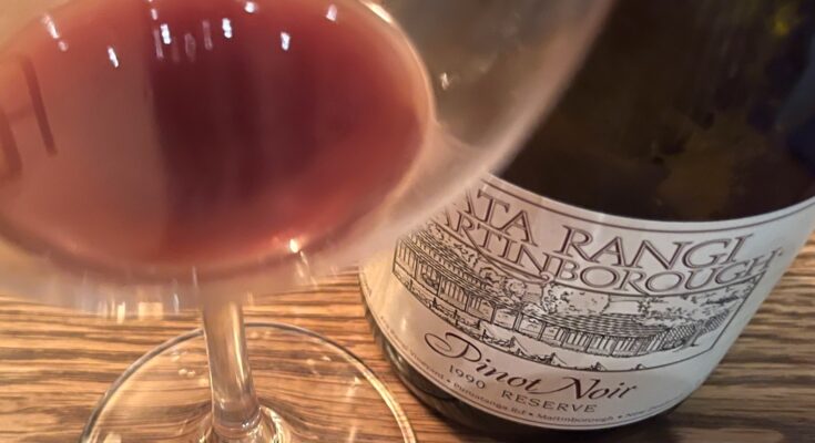 Ata Rangi Reserve Pinot Noir 1990