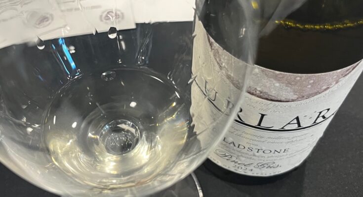 Urlar Gladstone Pinot Gris 2024