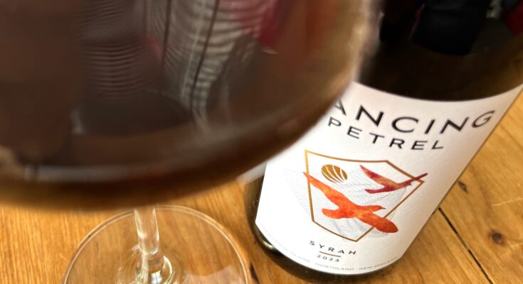 Dancing Petrel Syrah 2023