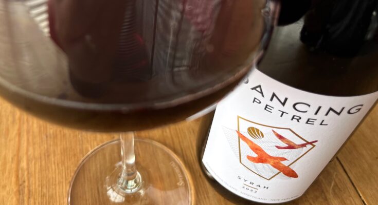 Dancing Petrel Syrah 2022