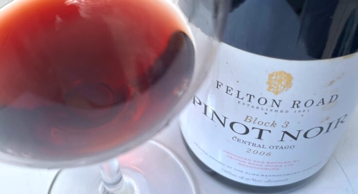 Felton Road Block 3 Pinot Noir 2006