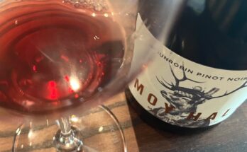 Moy Hall Dunrobin Pinot Noir 2023