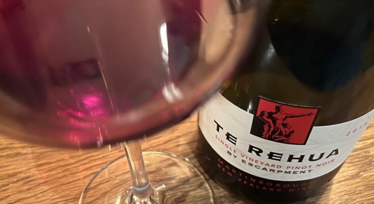 Escarpment Te Rehua Pinot Noir 2016