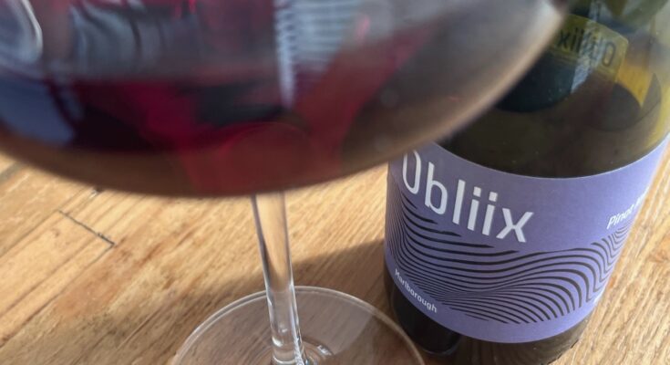 Obliix Pinot Noir 2023