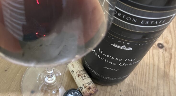 Morton Estate ‘Mercure Grand’ 2005