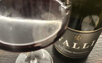 Valli ‘Burn Cottage Vineyard’ Pinot Noir 2014