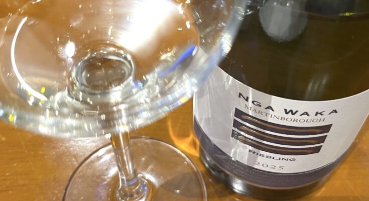 Nga Waka Riesling 2025